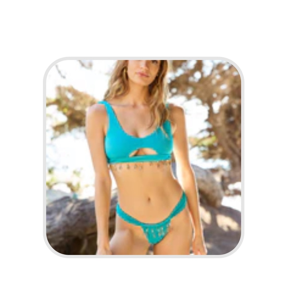 Beach Bunny Teal Bikini Top